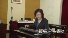 扬州市古琴演奏家（戴晓莲）的演奏特点与风格